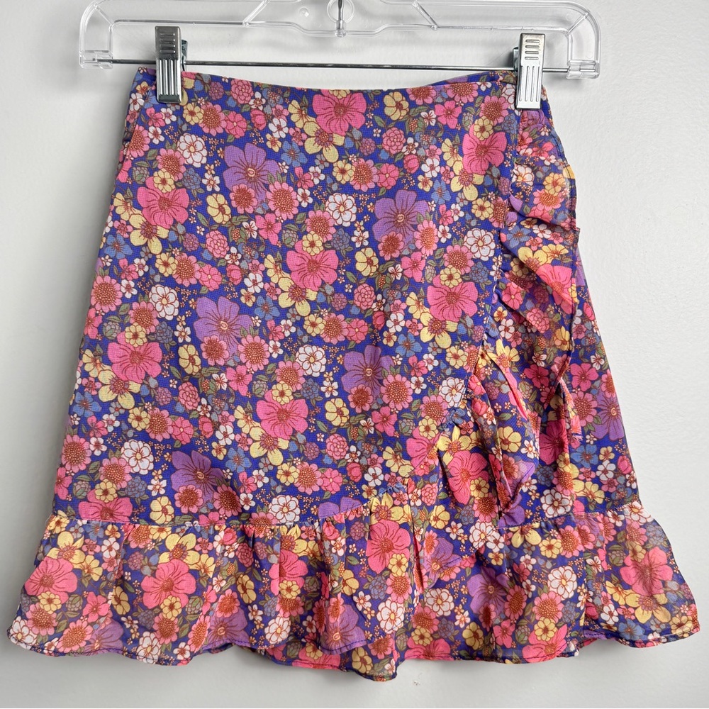 ASOS TopShop Size Small / 4 Blue Pink Floral Feminine Wrap Skirt NEW Summer